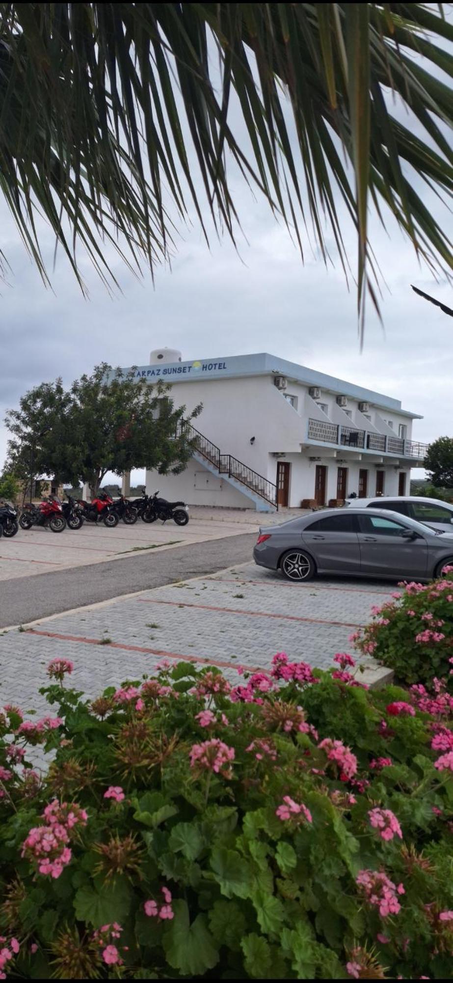 Karpaz Sunset Hotel Rizokarpaso Ngoại thất bức ảnh
